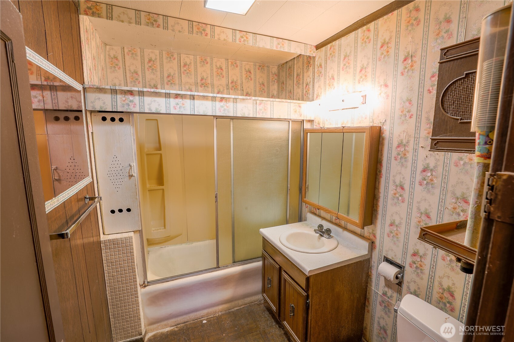 748 N 72nd Street Property Photo 14