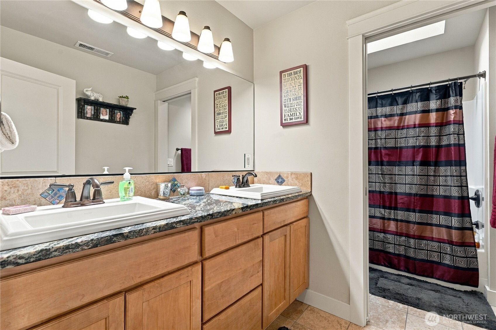 200 Crescent Street Property Photo 15
