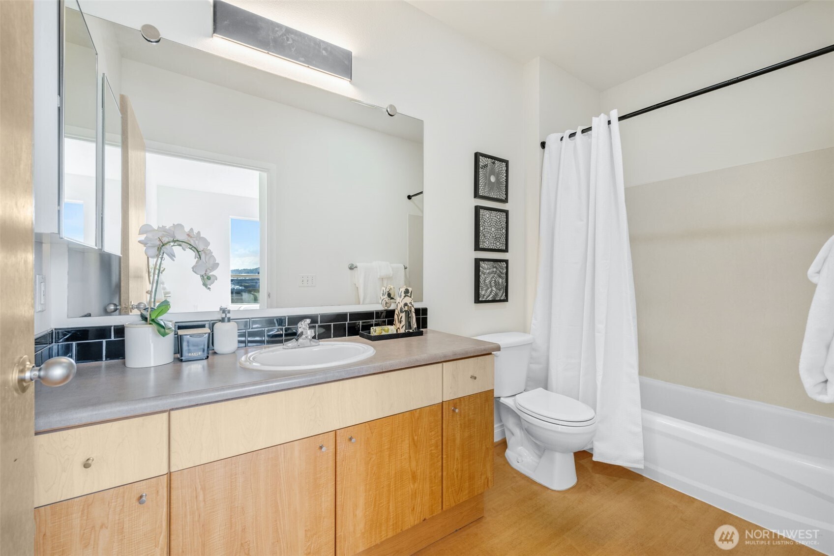 668 S Lane Street 704 Property Photo 18