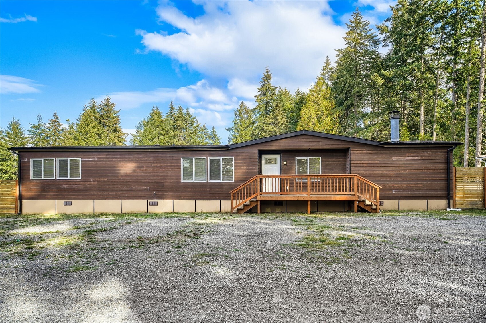 5013 80th Street Property Photo 1