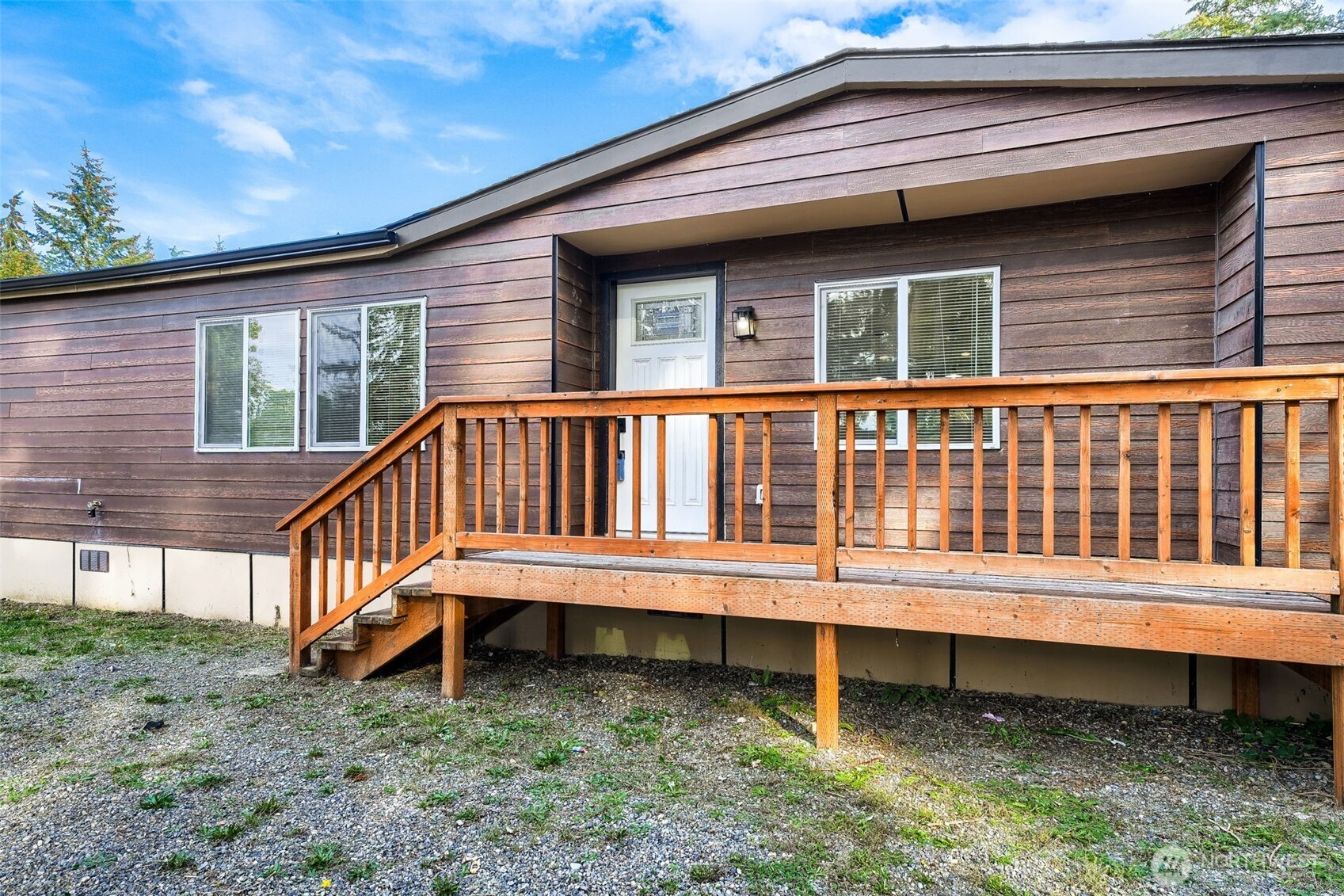 5013 80th Street Property Photo 3