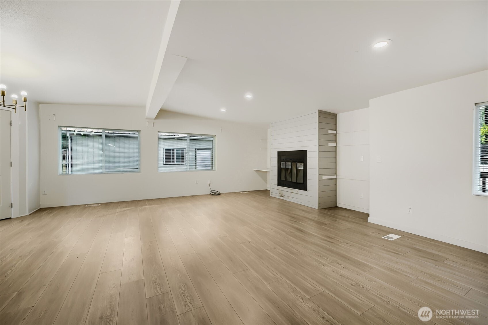 5013 80th Street Property Photo 5
