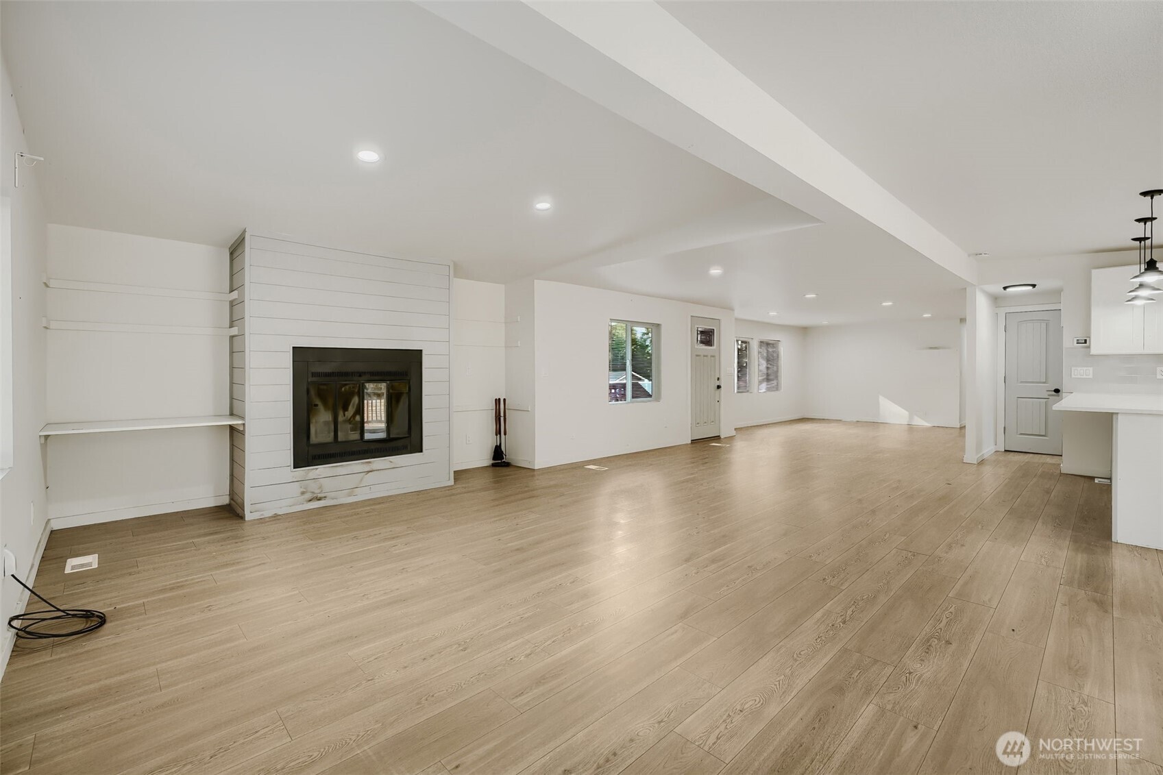 5013 80th Street Property Photo 6