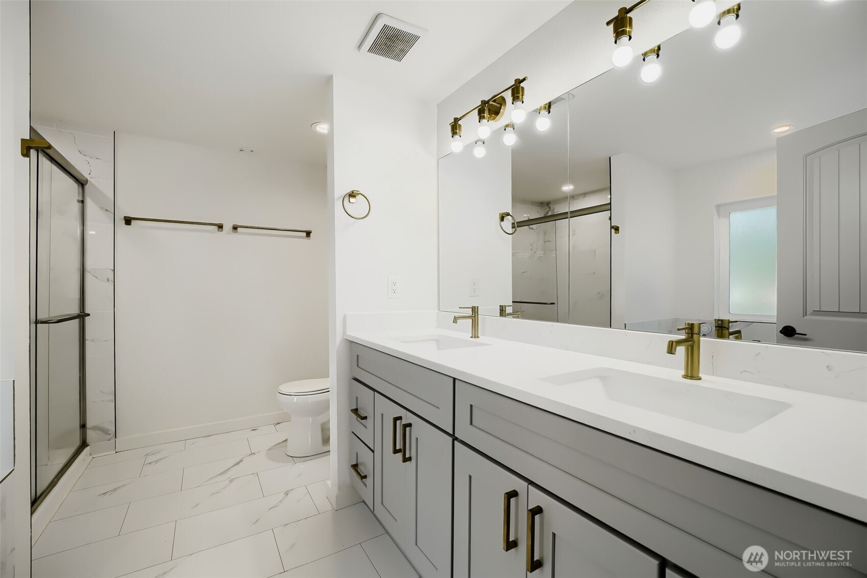 5013 80th Street Property Photo 17