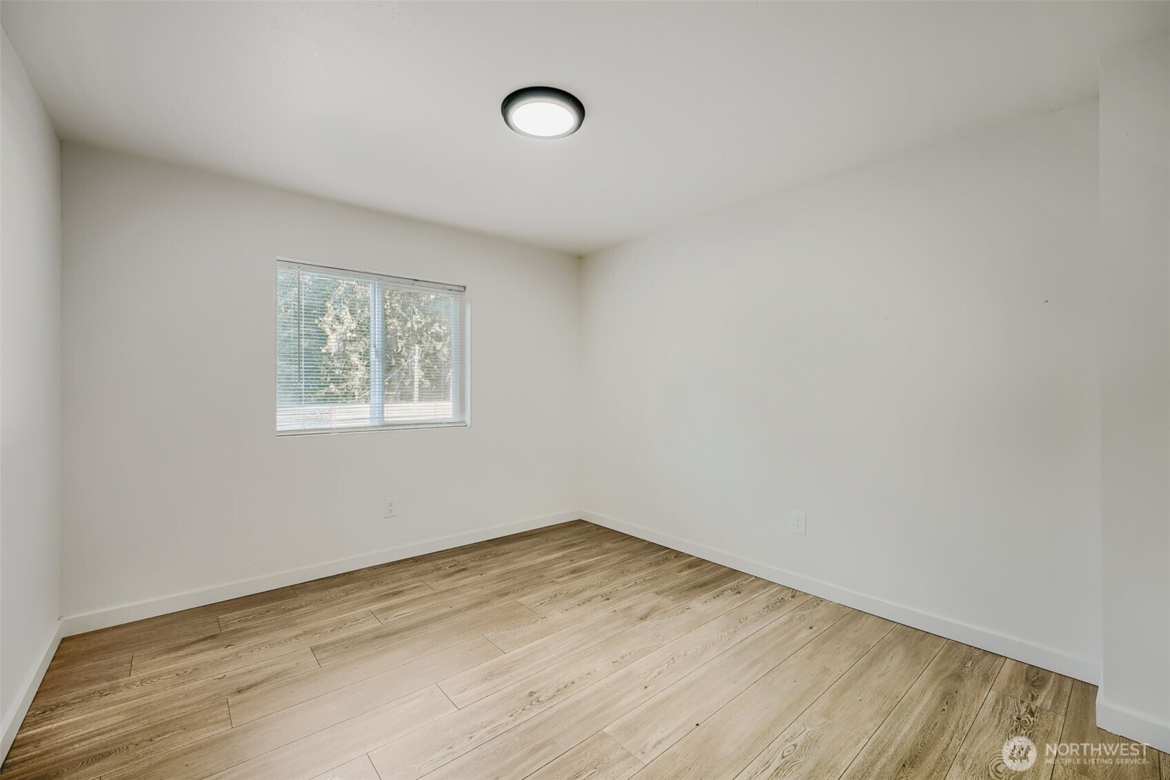 5013 80th Street Property Photo 20