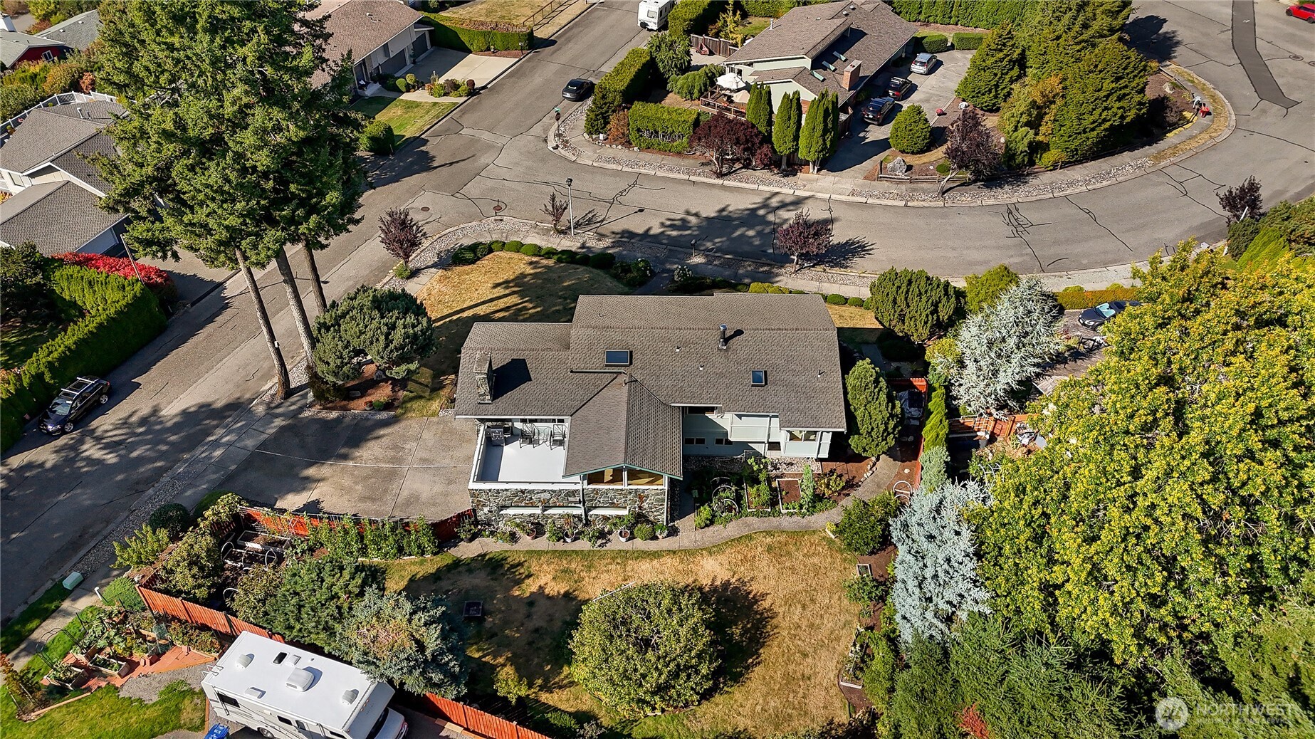 1700 E Lopez Court Property Photo 7