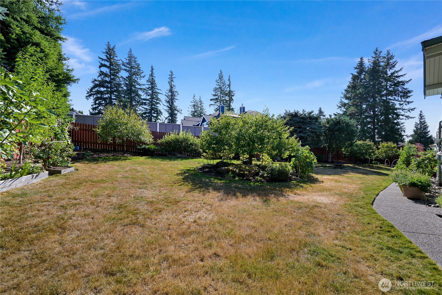 1700 E Lopez Court Property Photo 8