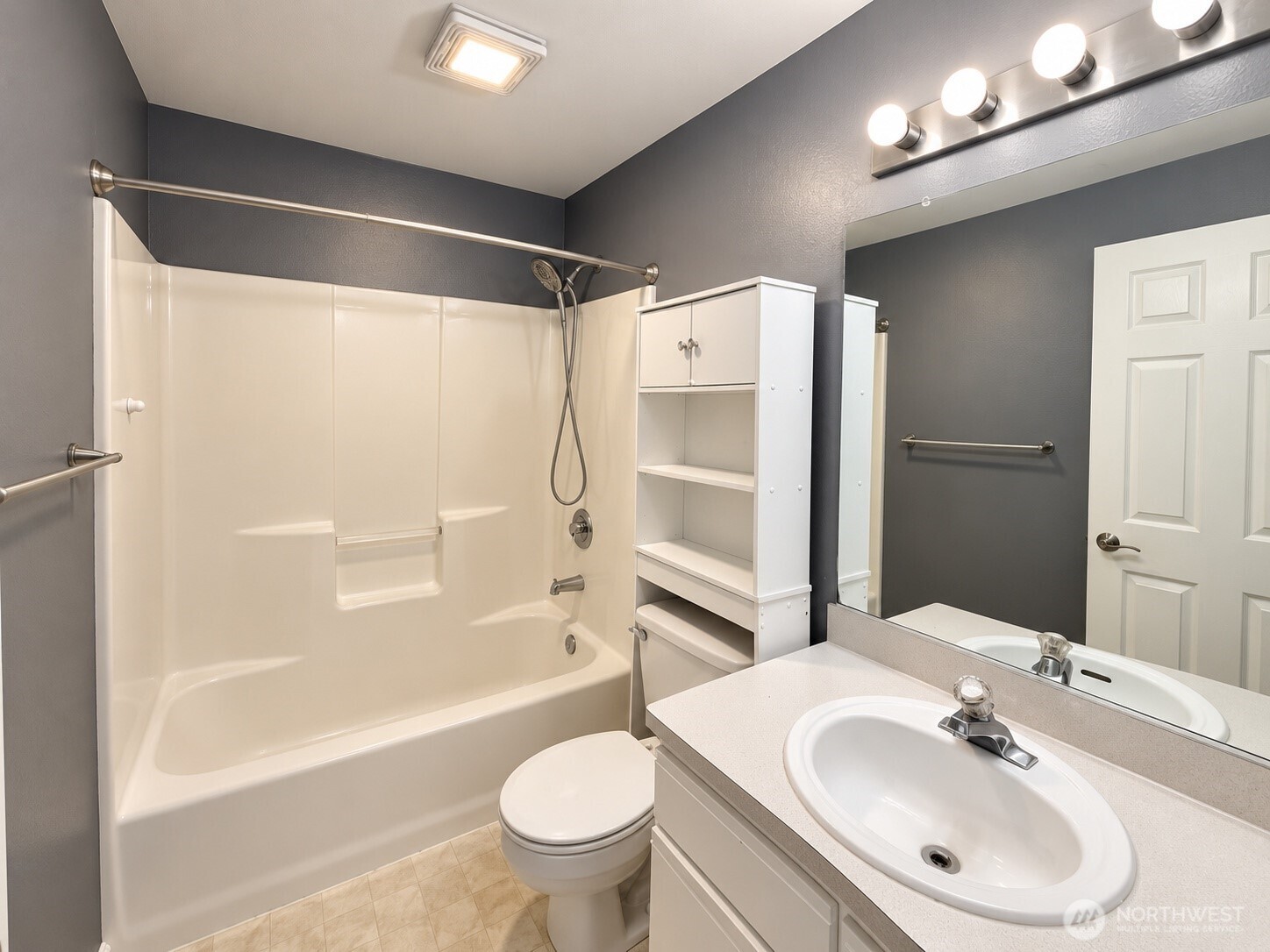 485 Sw Bayshore Drive C102 Property Photo 13