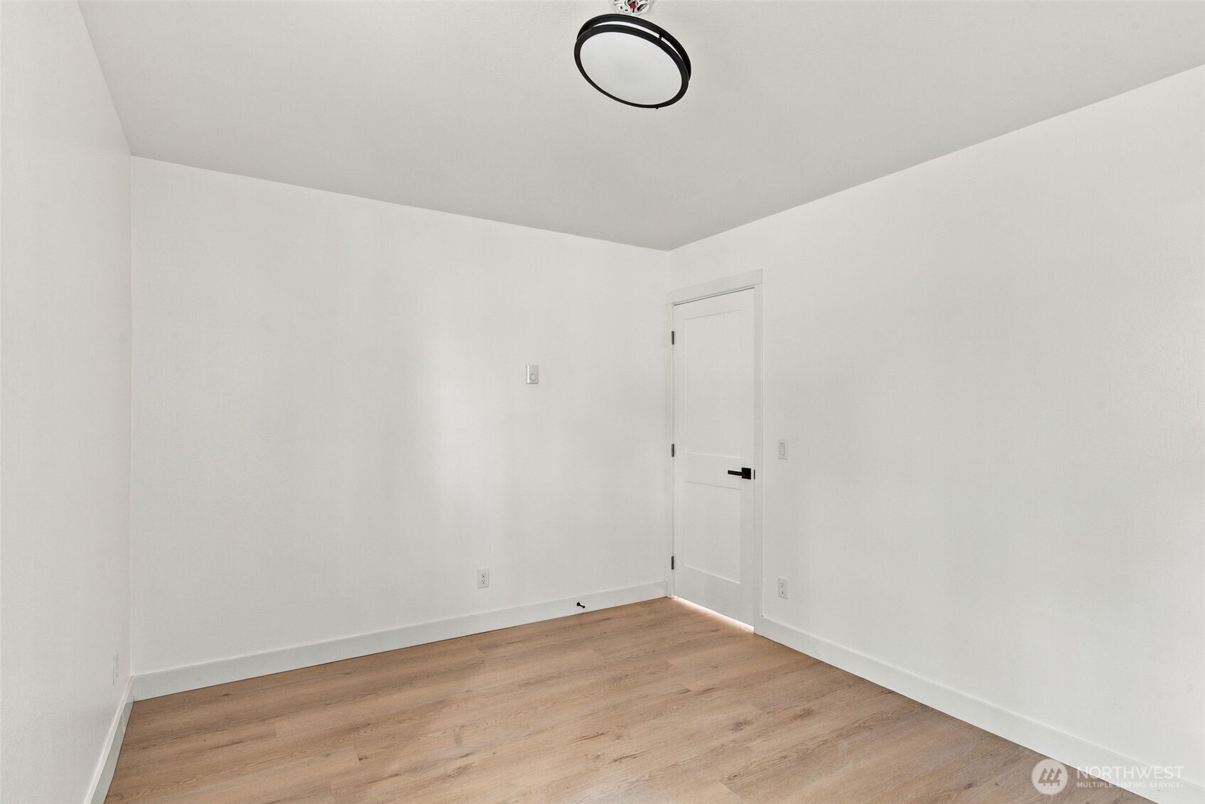 150 E Phillips Lake Loop Road Property Photo 18