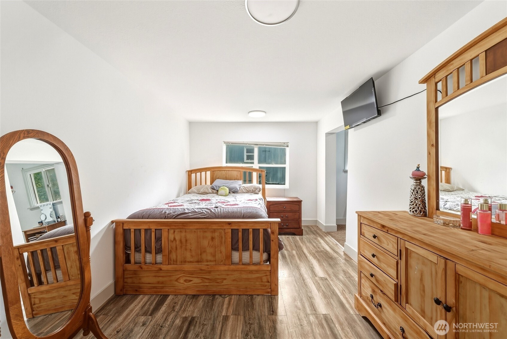 610 Bryant Avenue Property Photo 24