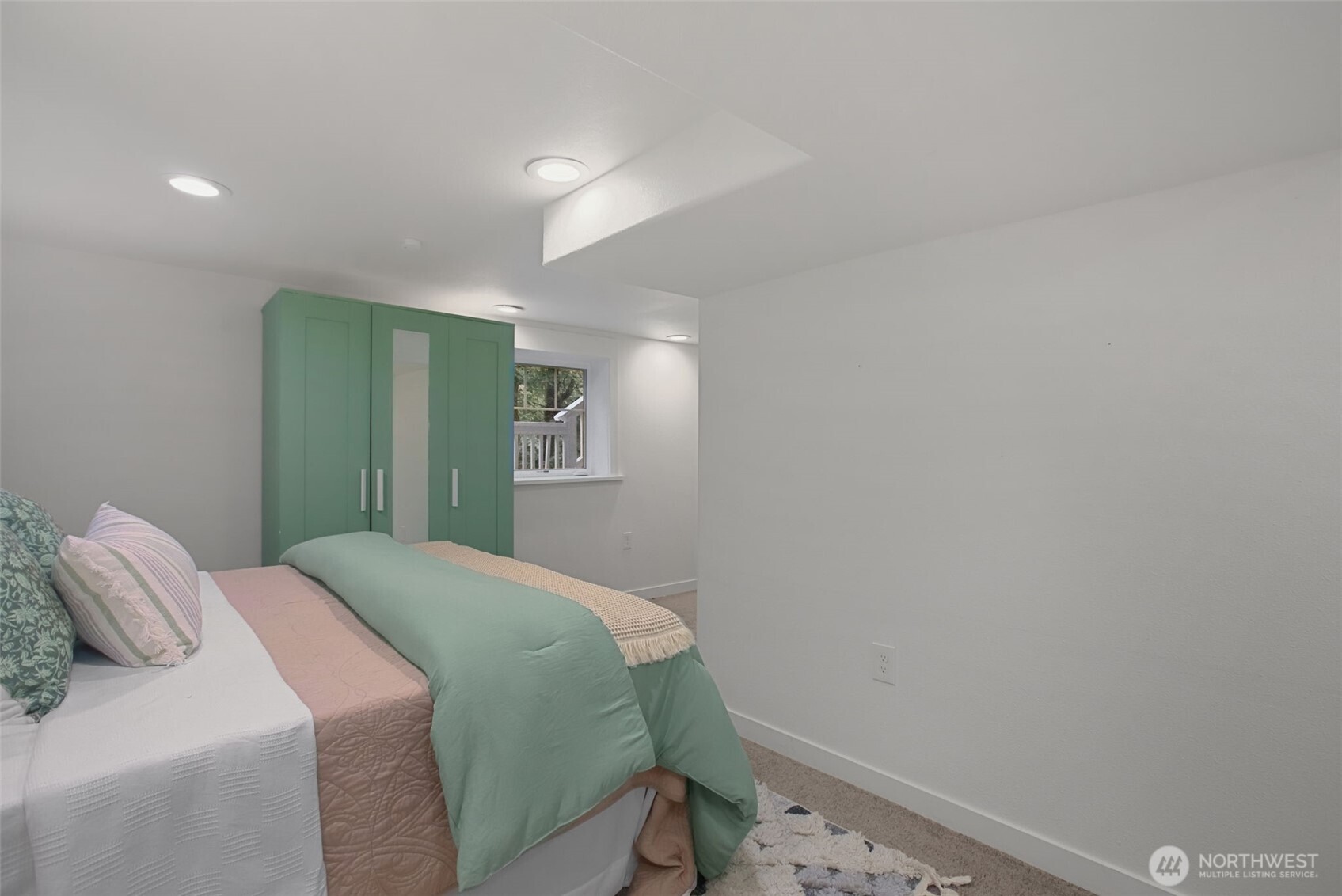 2106 Fairmount Avenue Property Photo 32