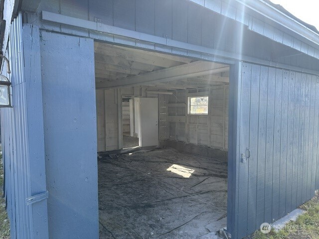 2205 Columbia Ave Property Photo 26