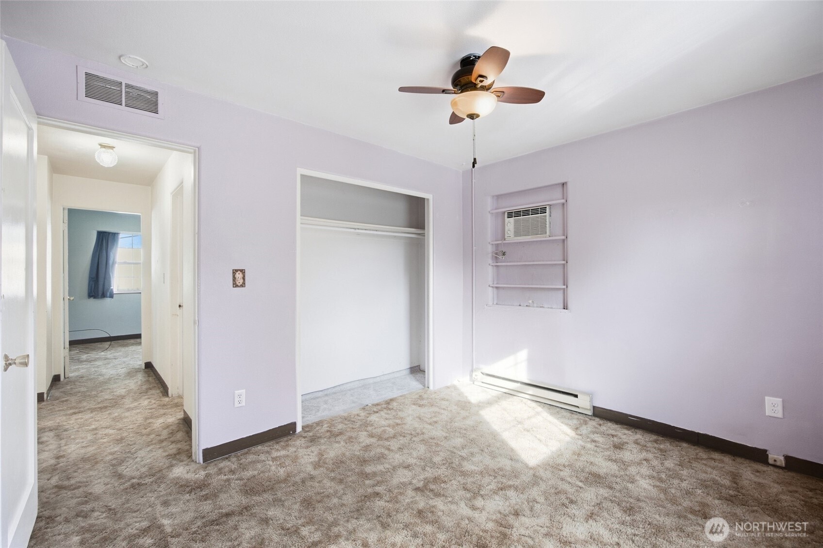 1442 W Lee Street Property Photo 10
