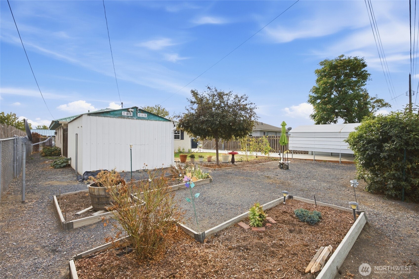 1442 W Lee Street Property Photo 16