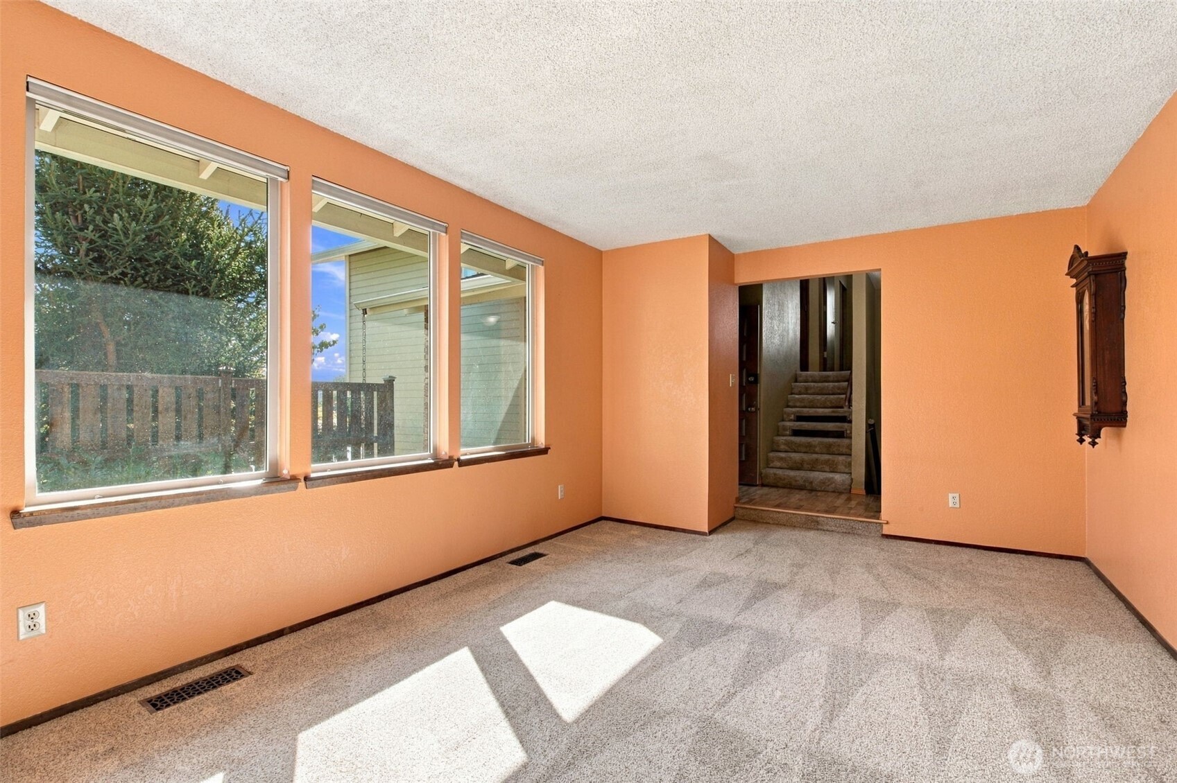 312 N 50th Avenue Property Photo 4