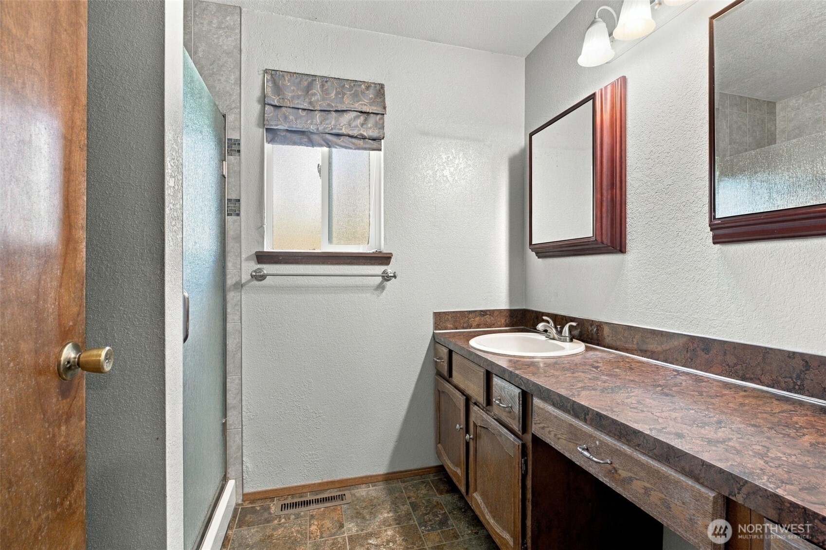 312 N 50th Avenue Property Photo 15