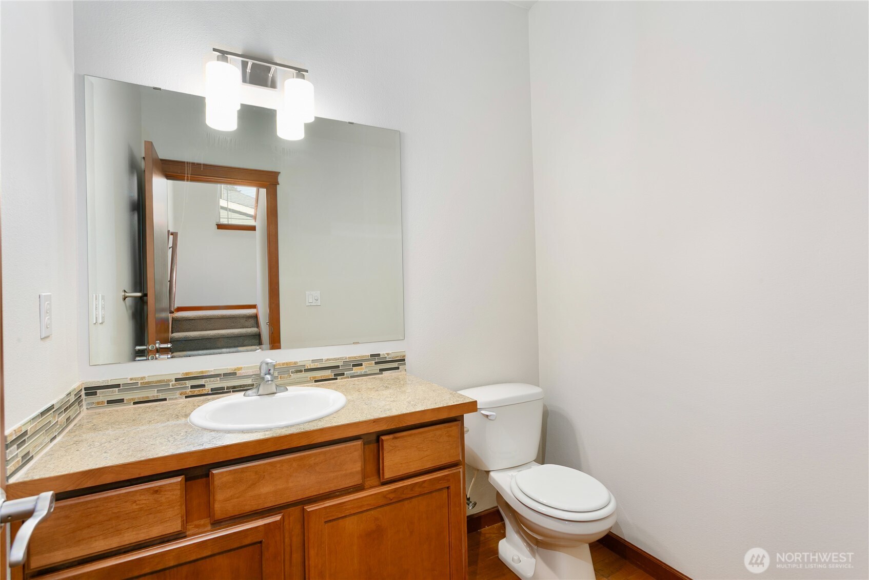2433 43rd Avenue Property Photo 15