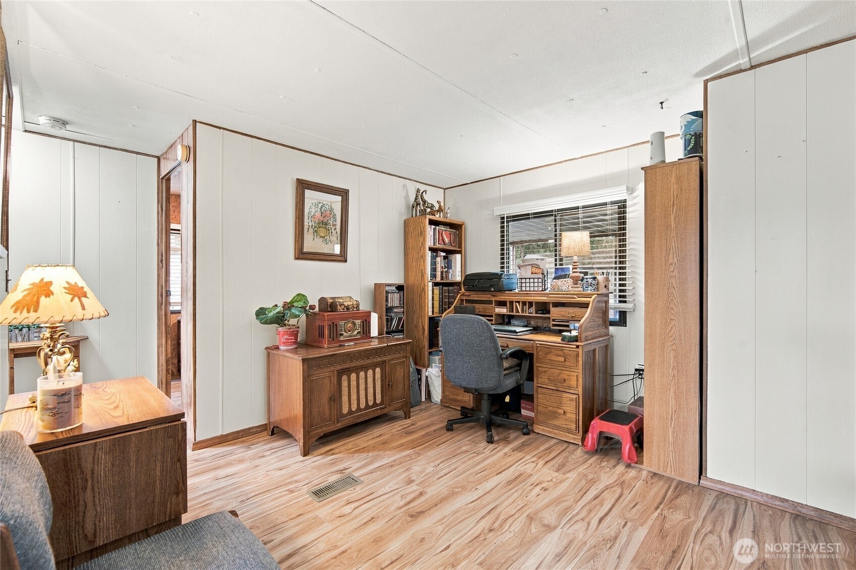 319 Laird Place Property Photo 18