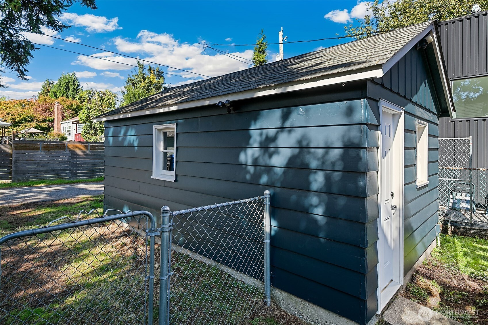 6657 Ellis Avenue Property Photo 25