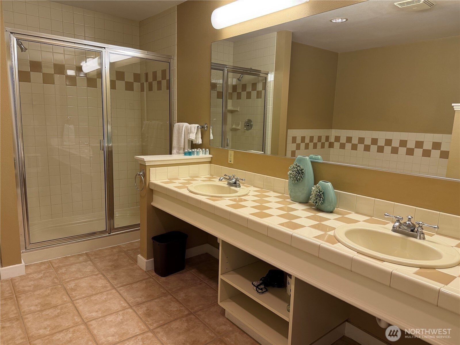 2087 Rosario Road 1610 Property Photo 10