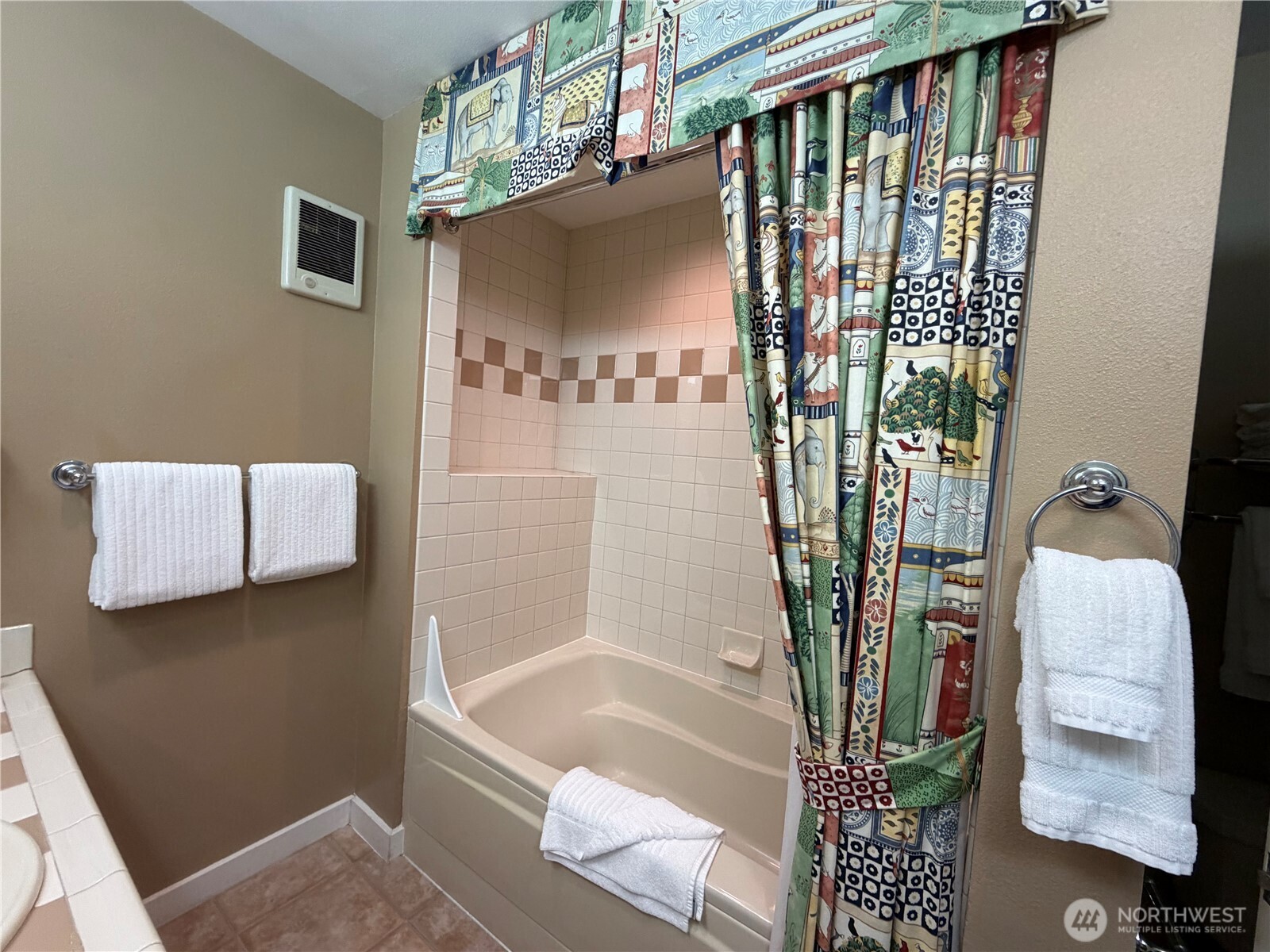 2087 Rosario Road 1610 Property Photo 14