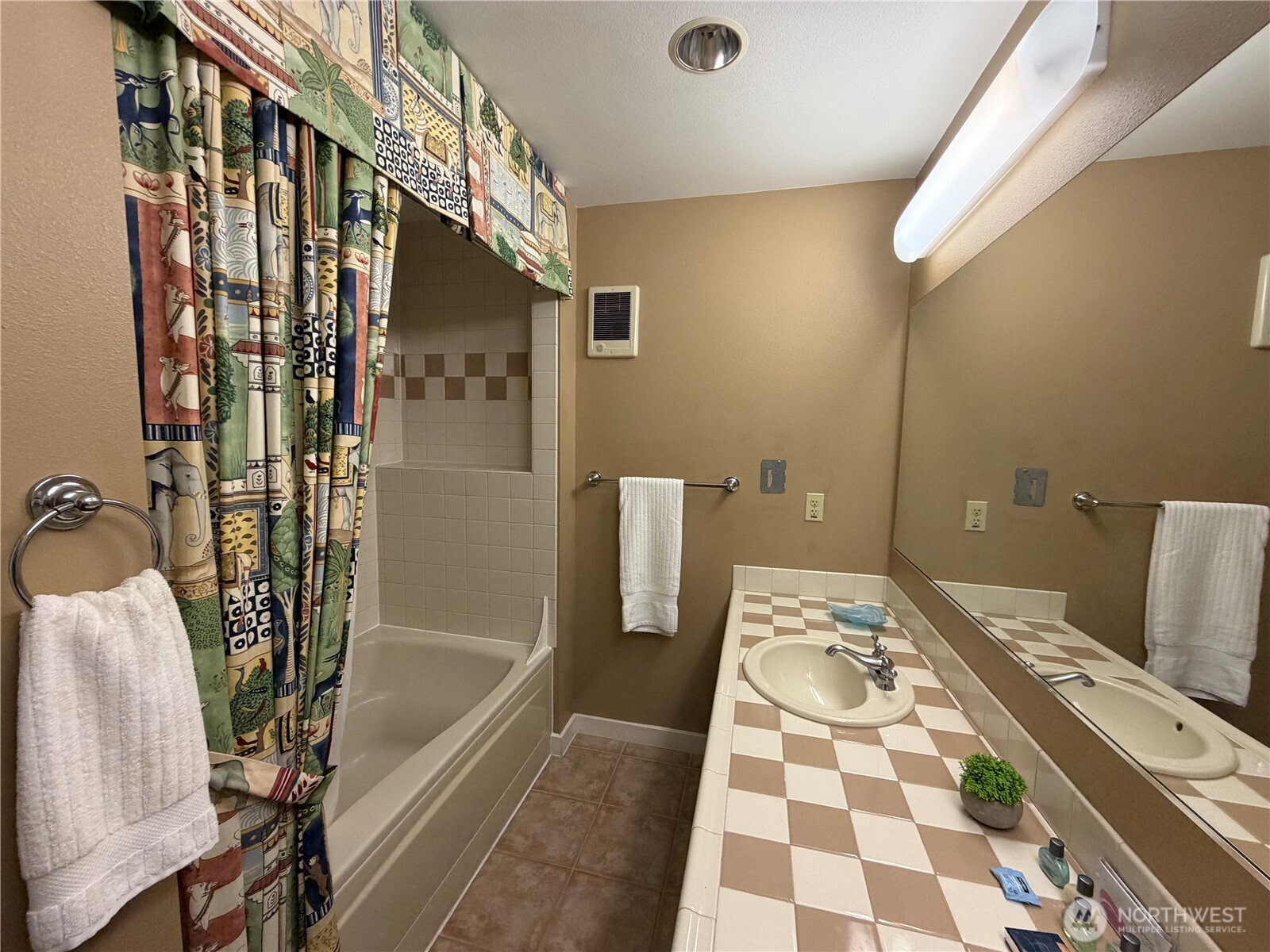 2087 Rosario Road 1610 Property Photo 19