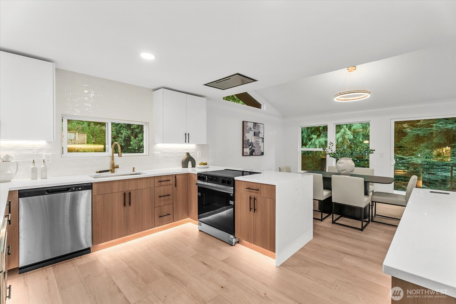 17037 154th Place Property Photo 13