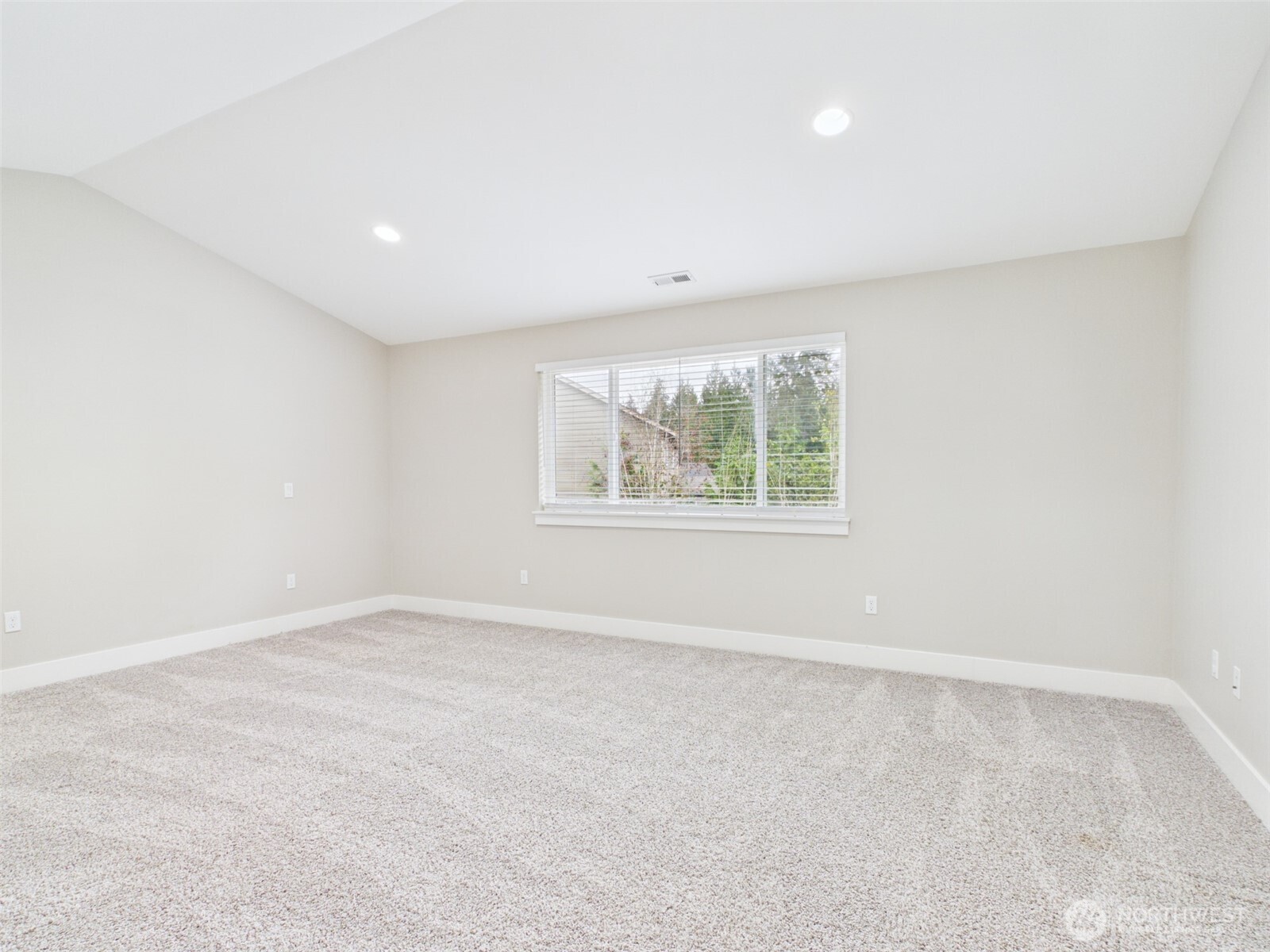 15522 91st Avenue Property Photo 21