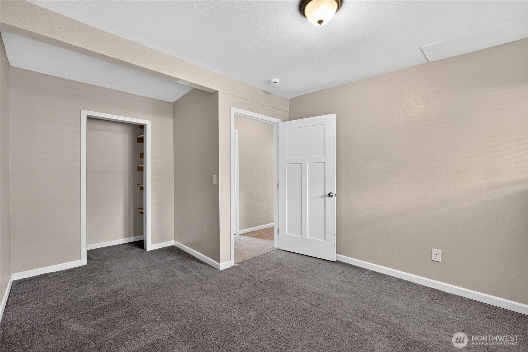 210 N Street Property Photo 23