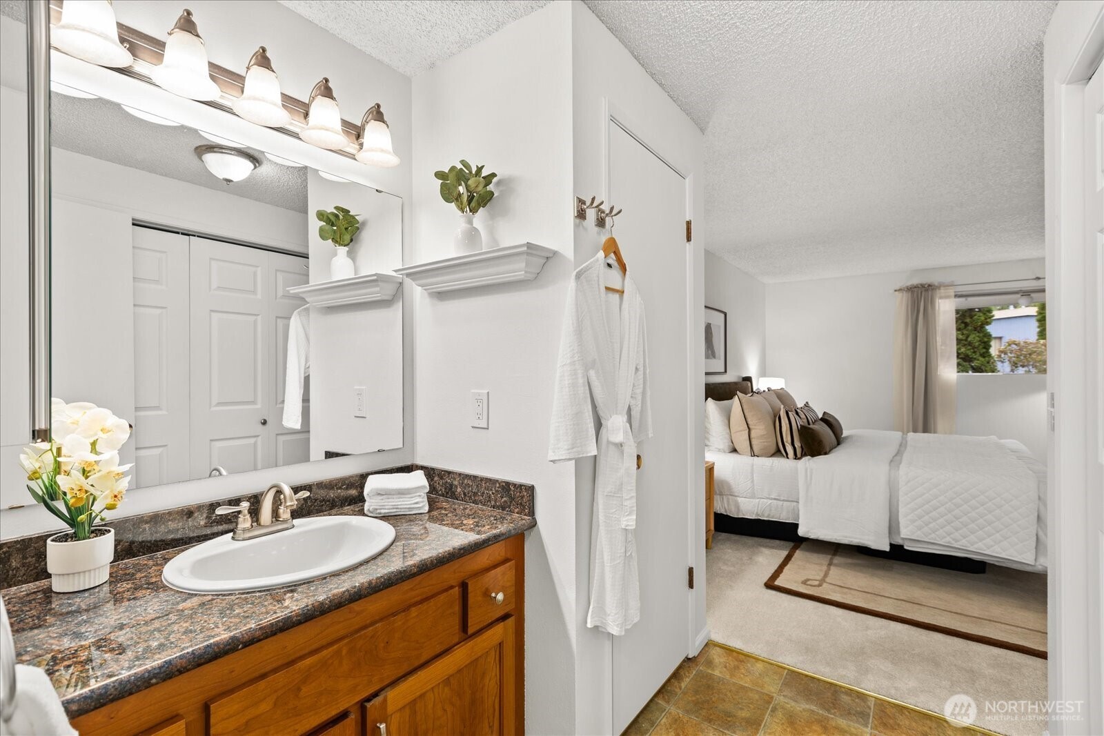 217 Alder Street 101 Property Photo 18