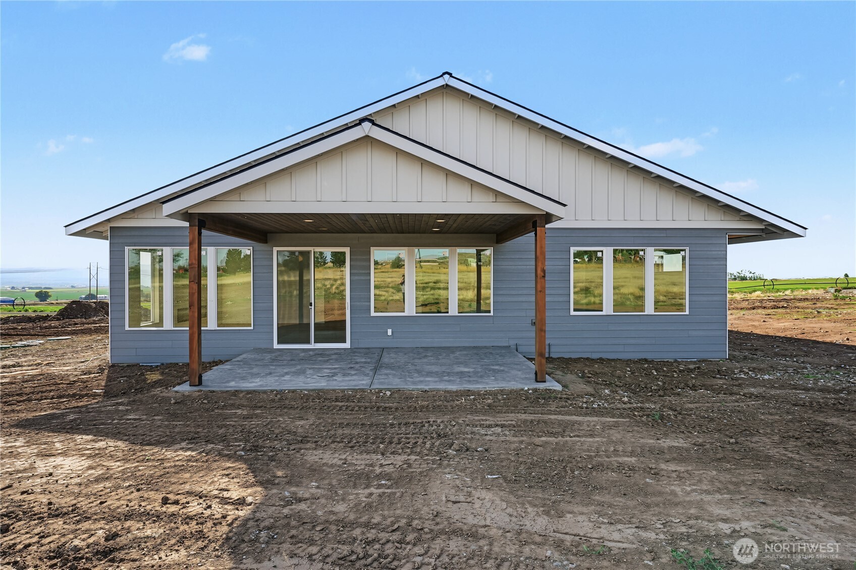 160 Windrow Lane Property Photo 33