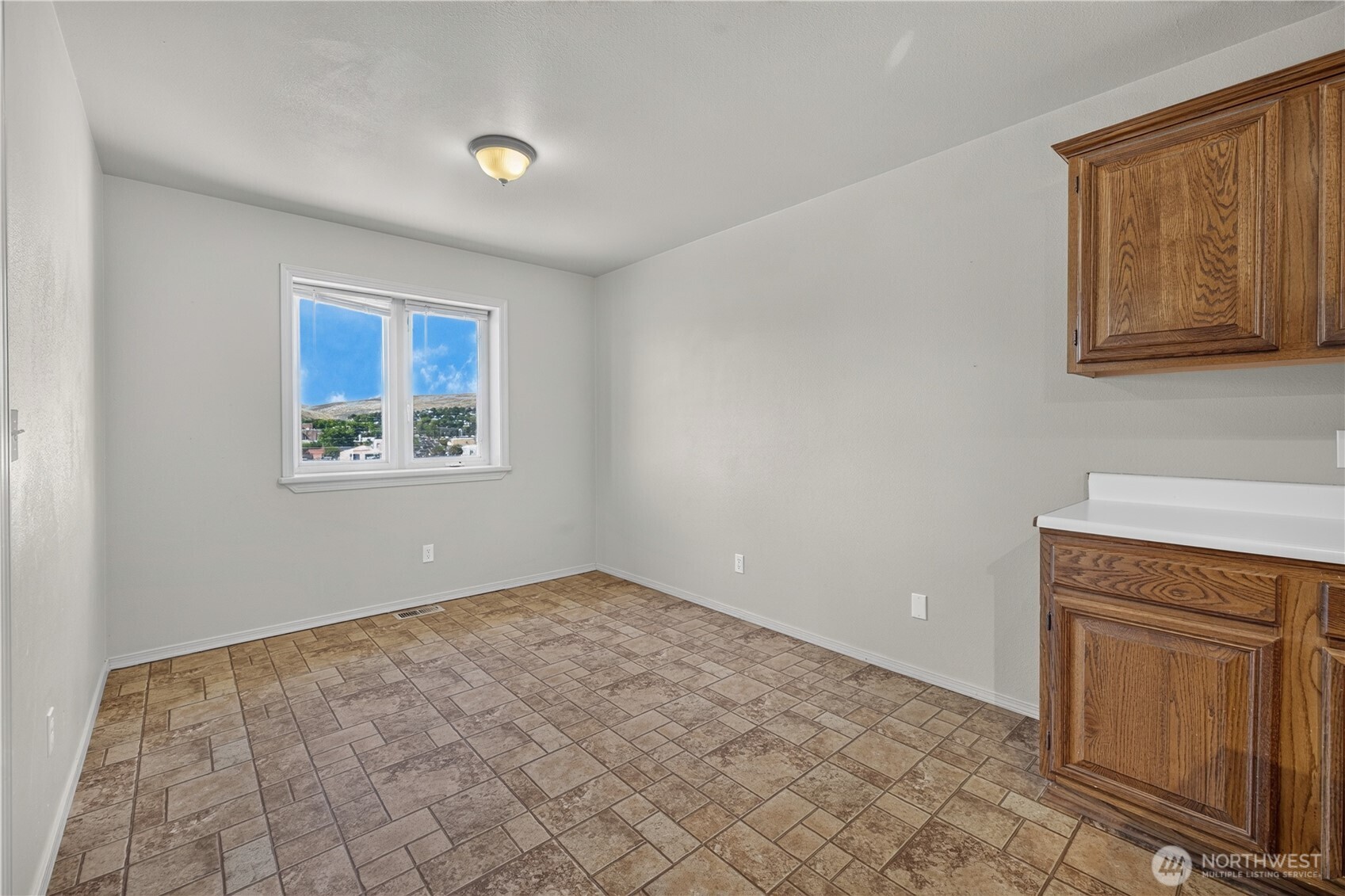29 Nob Hill Drive Property Photo 15