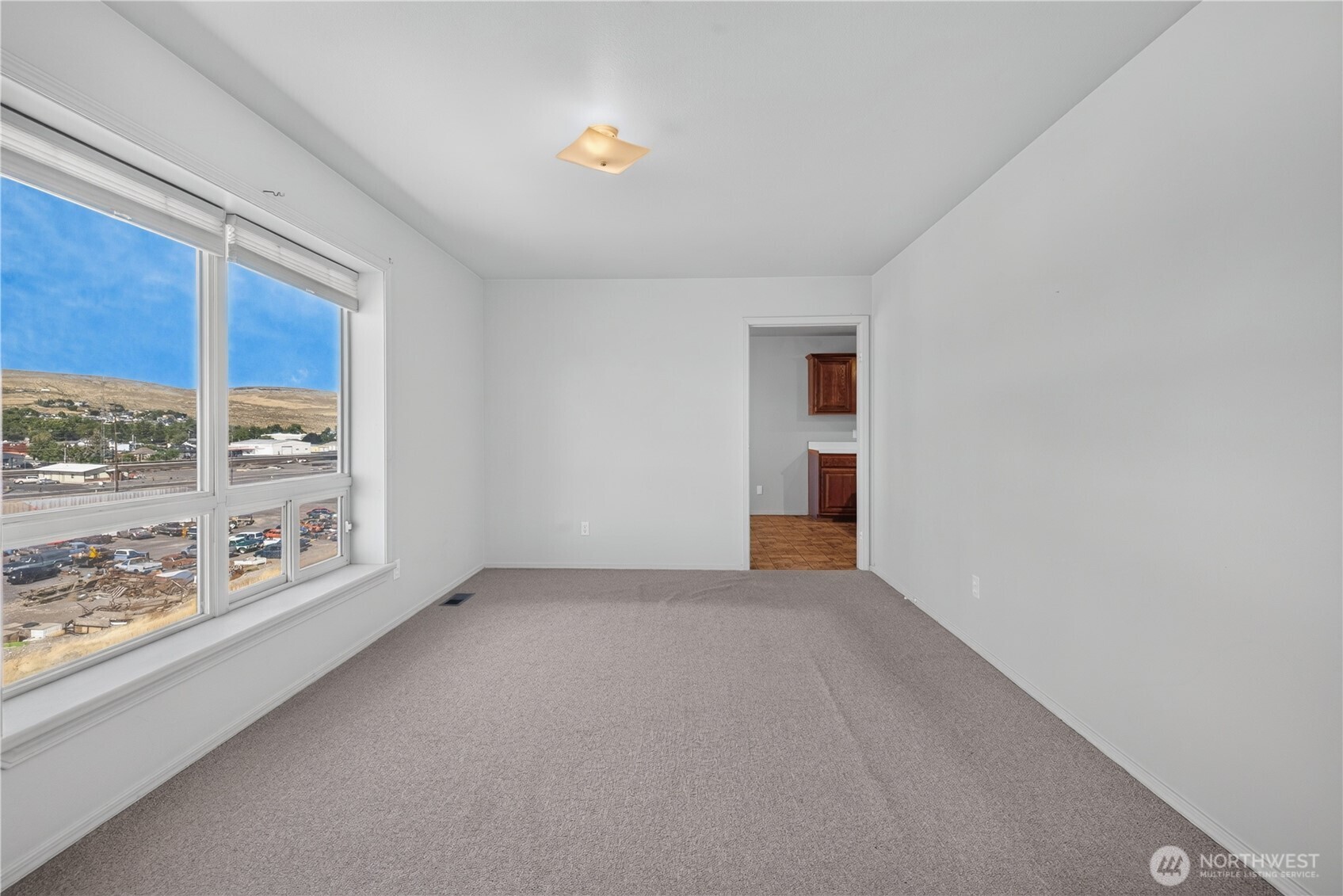 29 Nob Hill Drive Property Photo 16