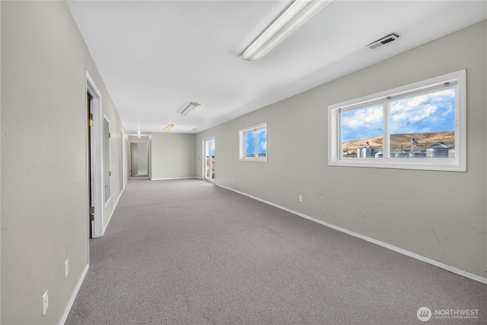 29 Nob Hill Drive Property Photo 29
