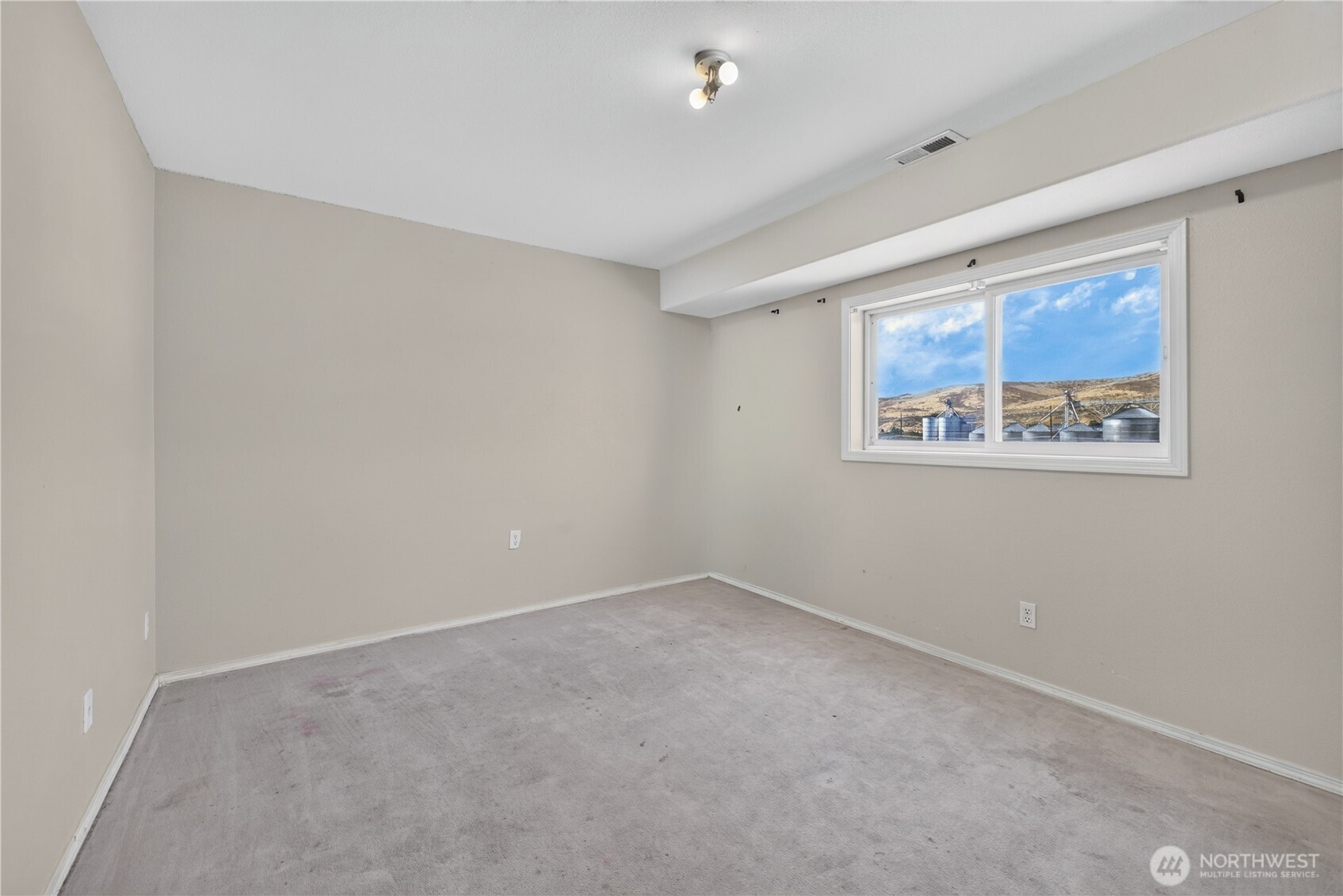 29 Nob Hill Drive Property Photo 31