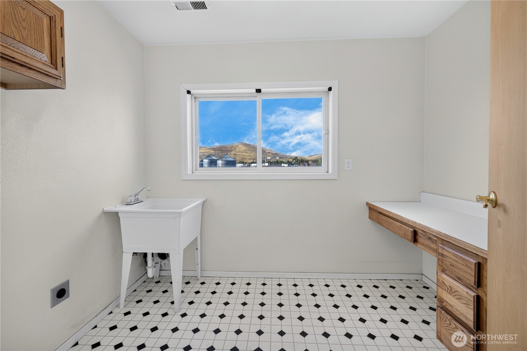 29 Nob Hill Drive Property Photo 36