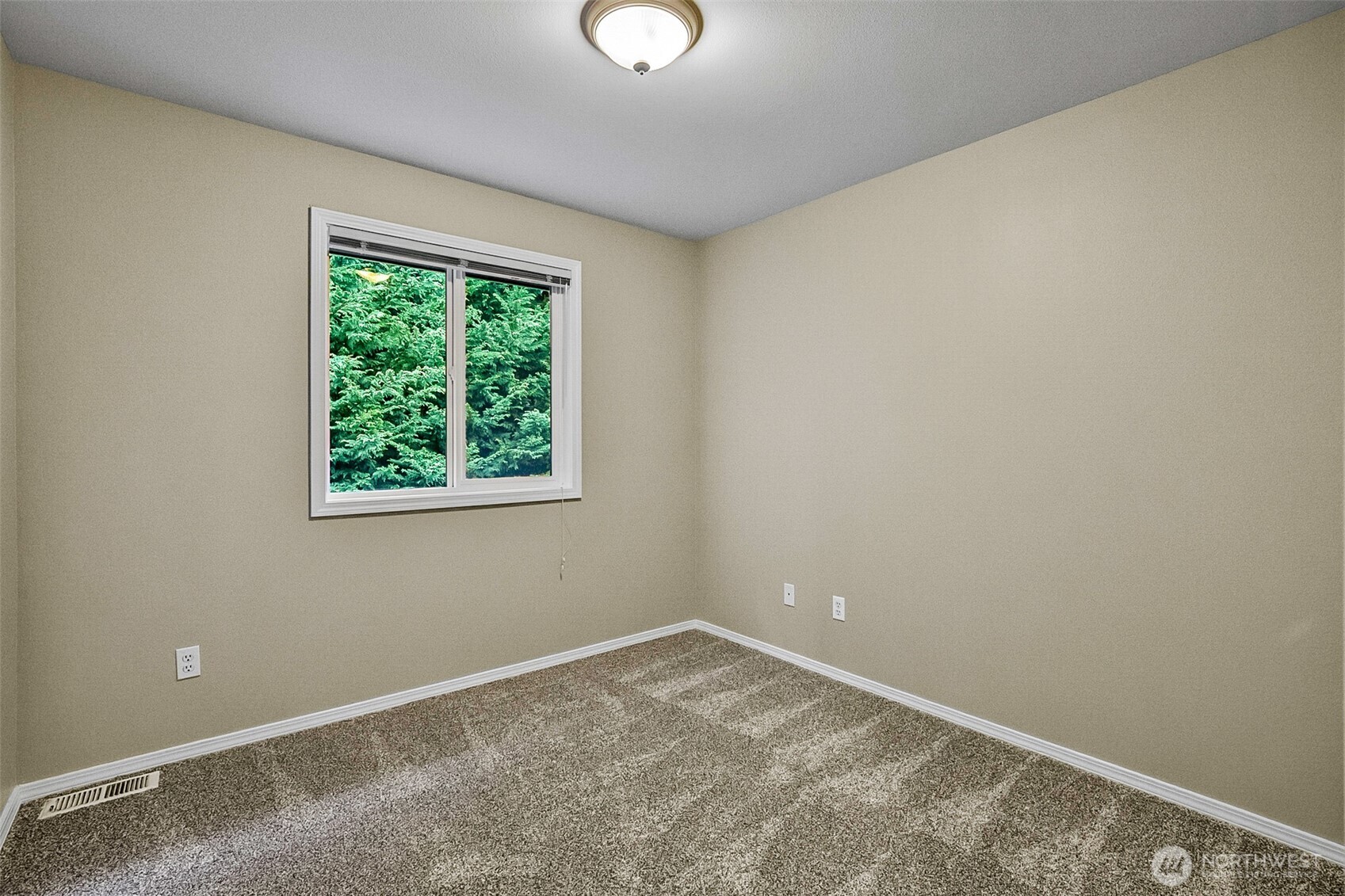423 170th Place Property Photo 25