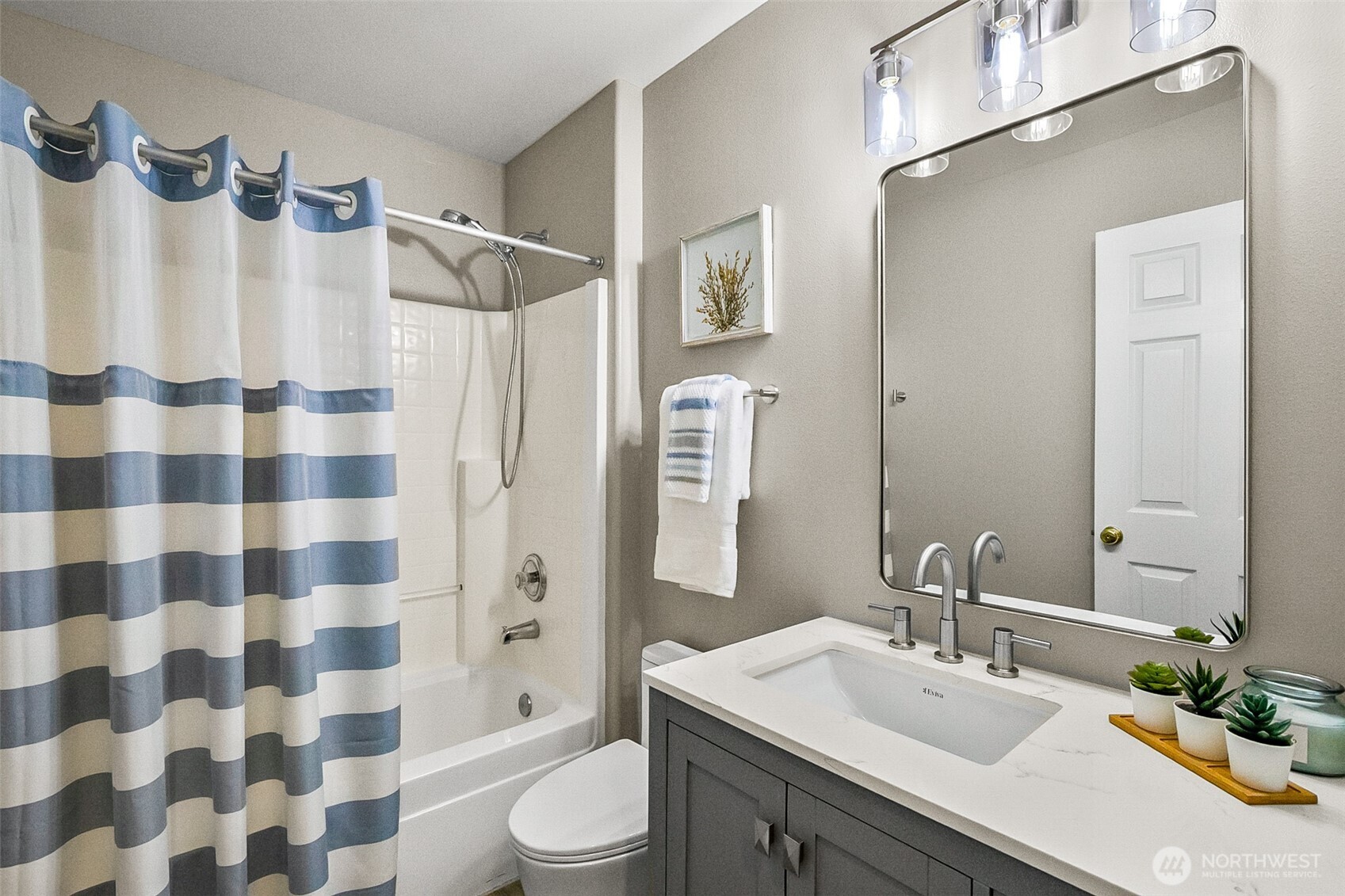 423 170th Place Property Photo 26