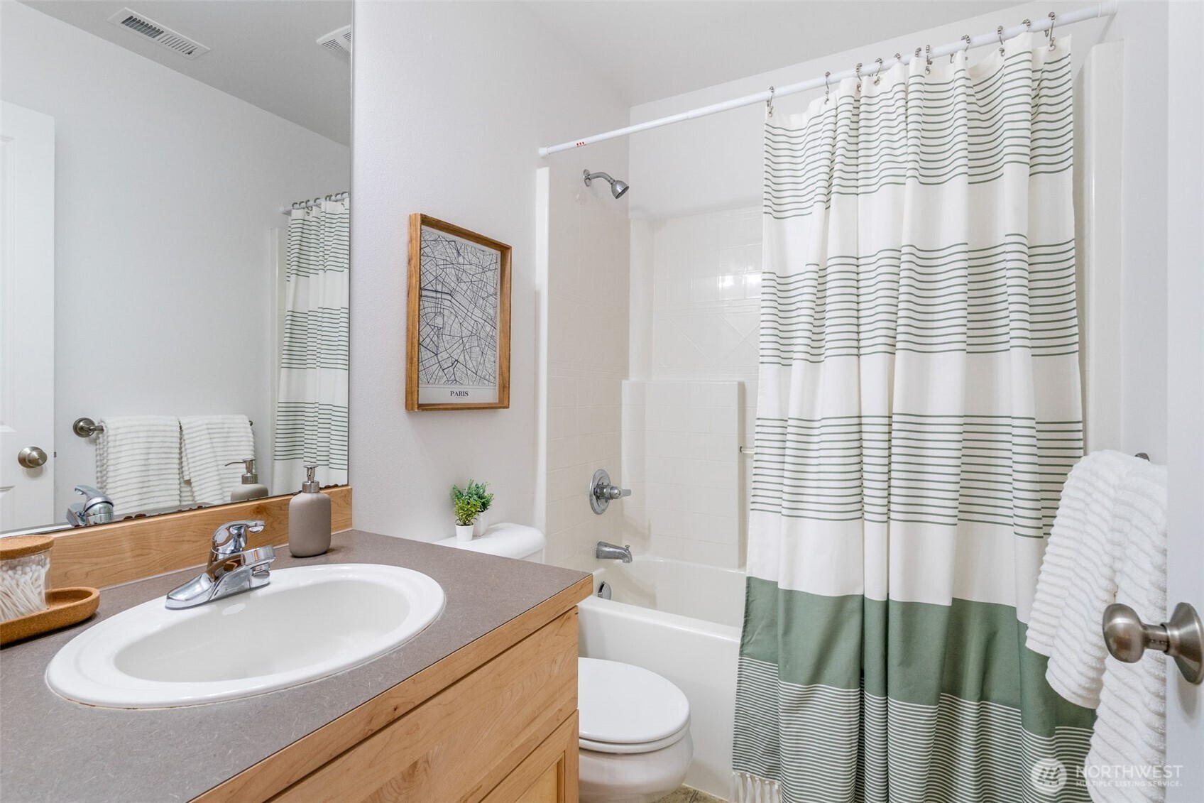 16563 Ne 119th Way Property Photo 32