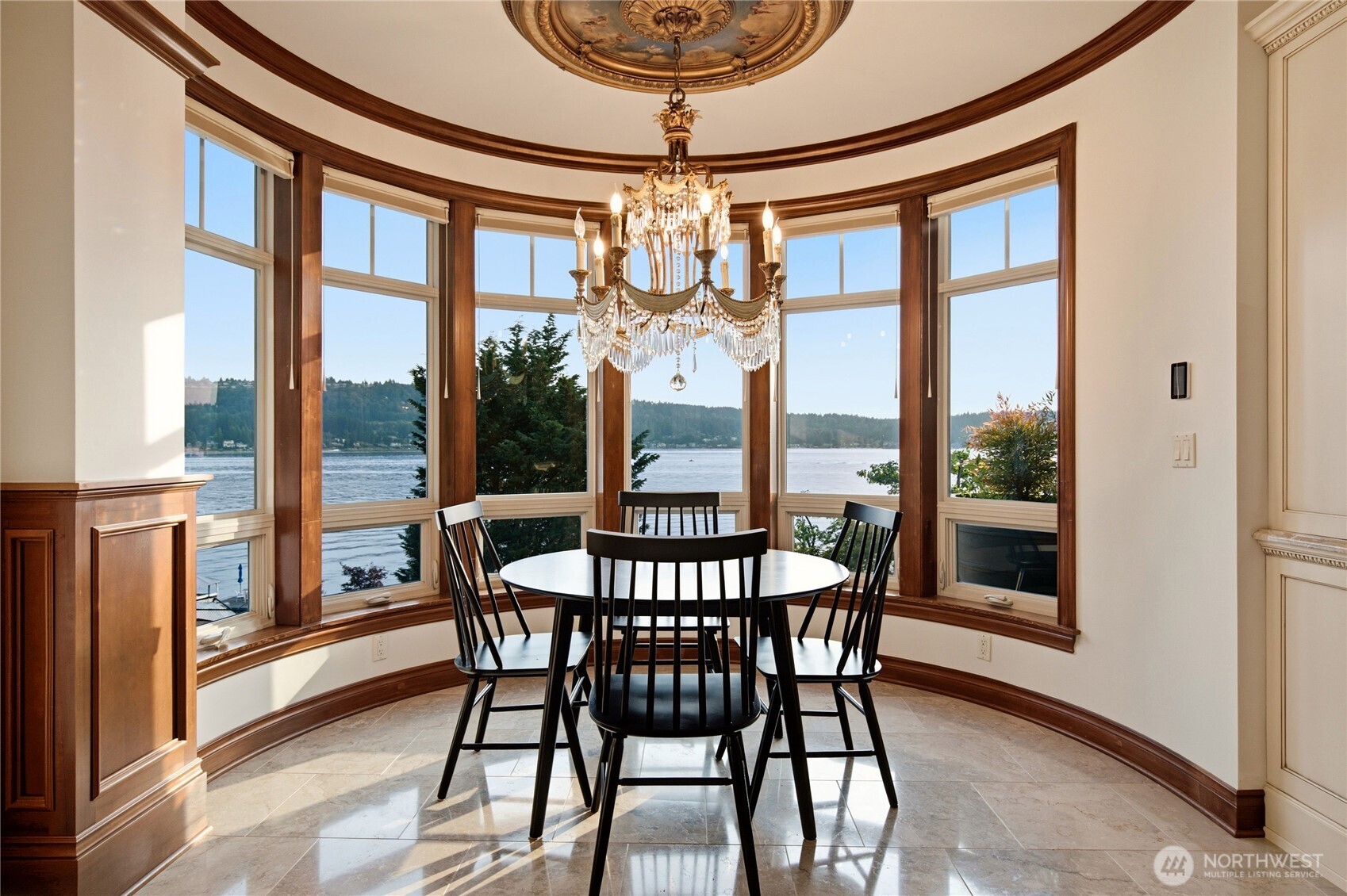 2845 E Lake Sammamish Parkway Property Photo 10