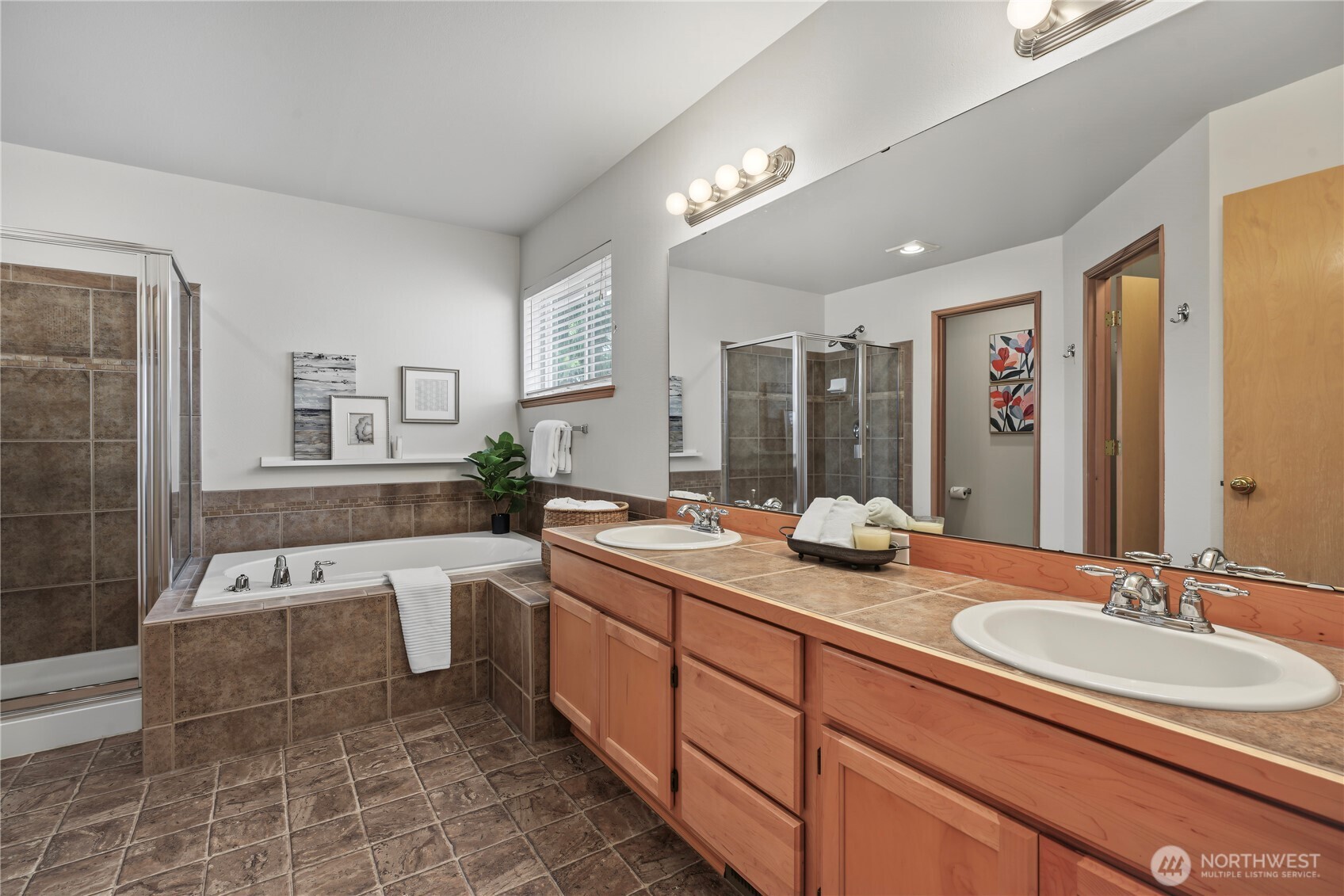 21230 Se 273rd Place Property Photo 16