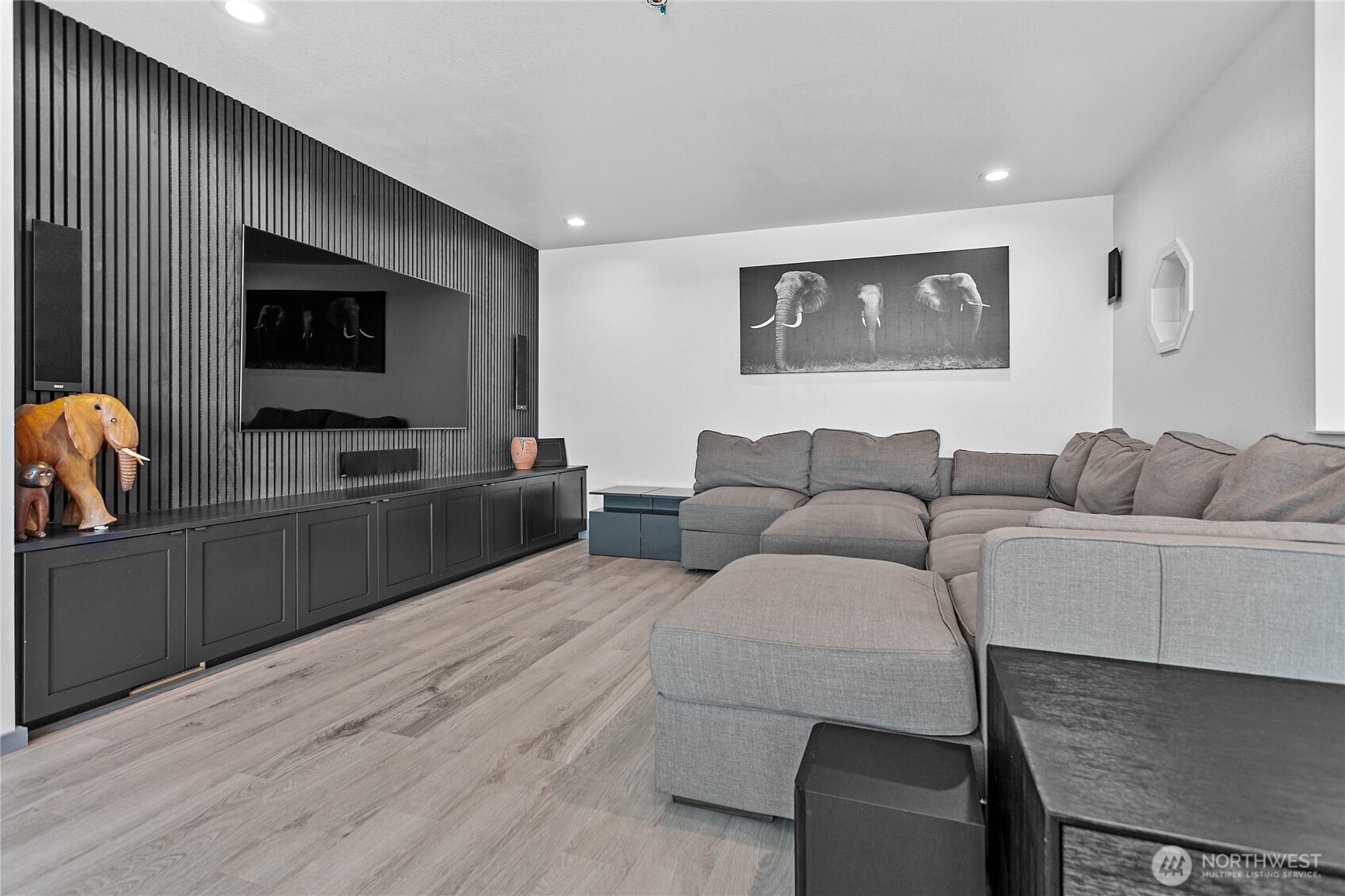 4162 Saltspring Drive Property Photo 4