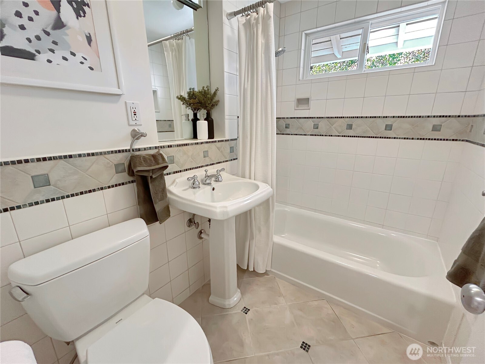 411 10th Avenue Property Photo 28