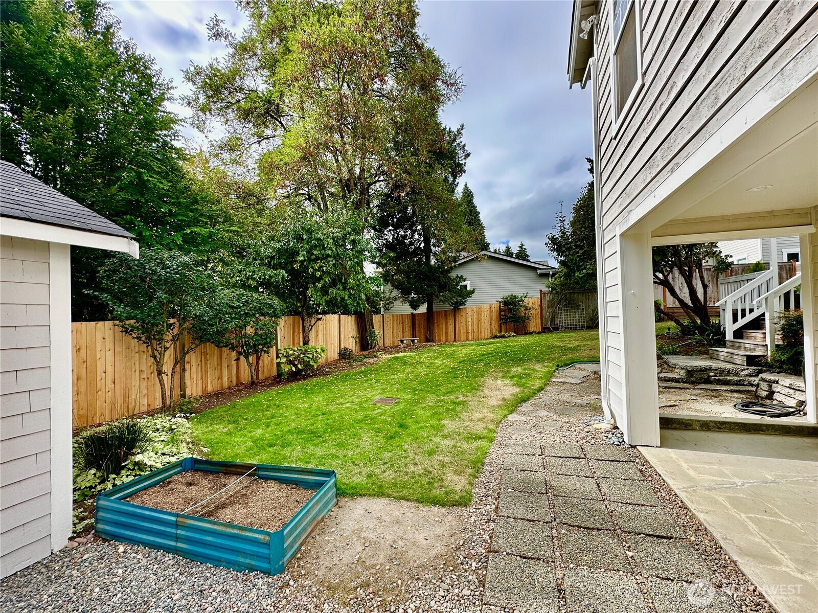 411 10th Avenue Property Photo 35