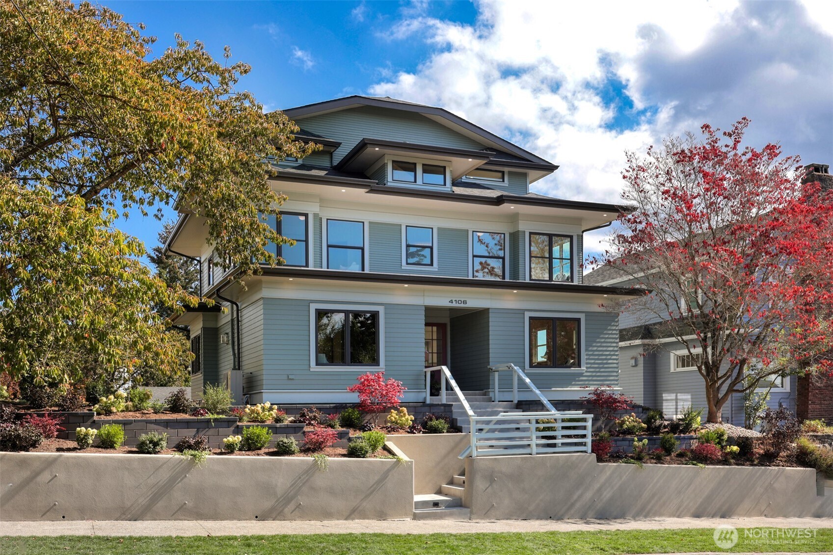 4106 Burke Avenue Property Photo 2