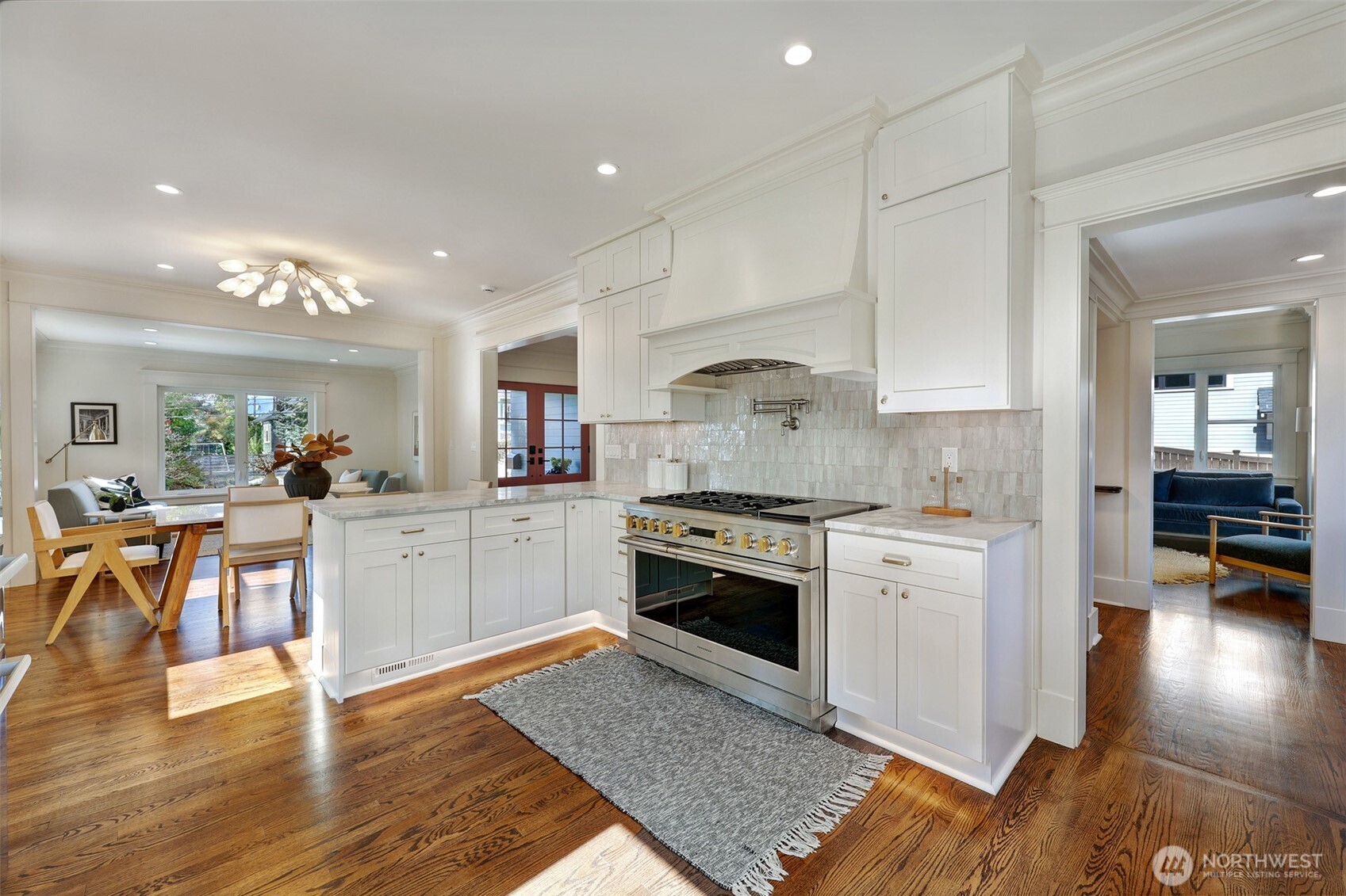 4106 Burke Avenue Property Photo 12
