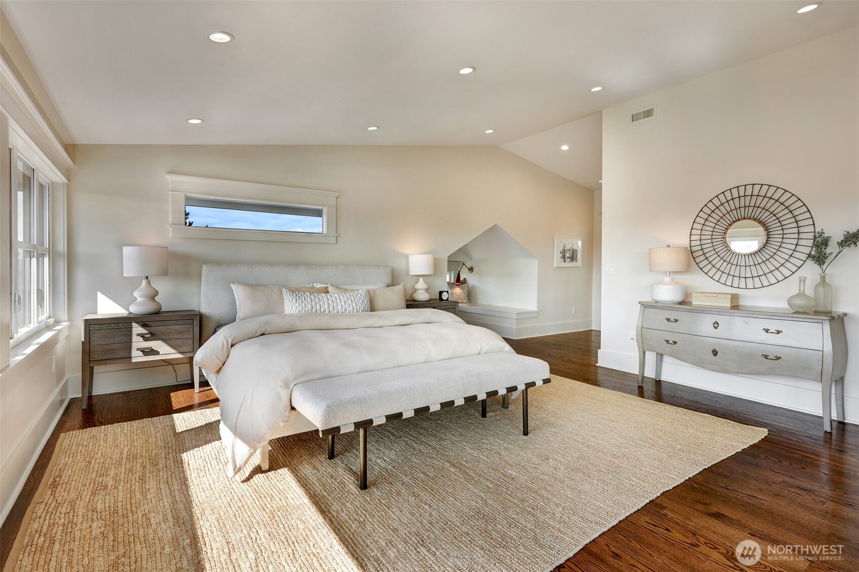 4106 Burke Avenue Property Photo 16