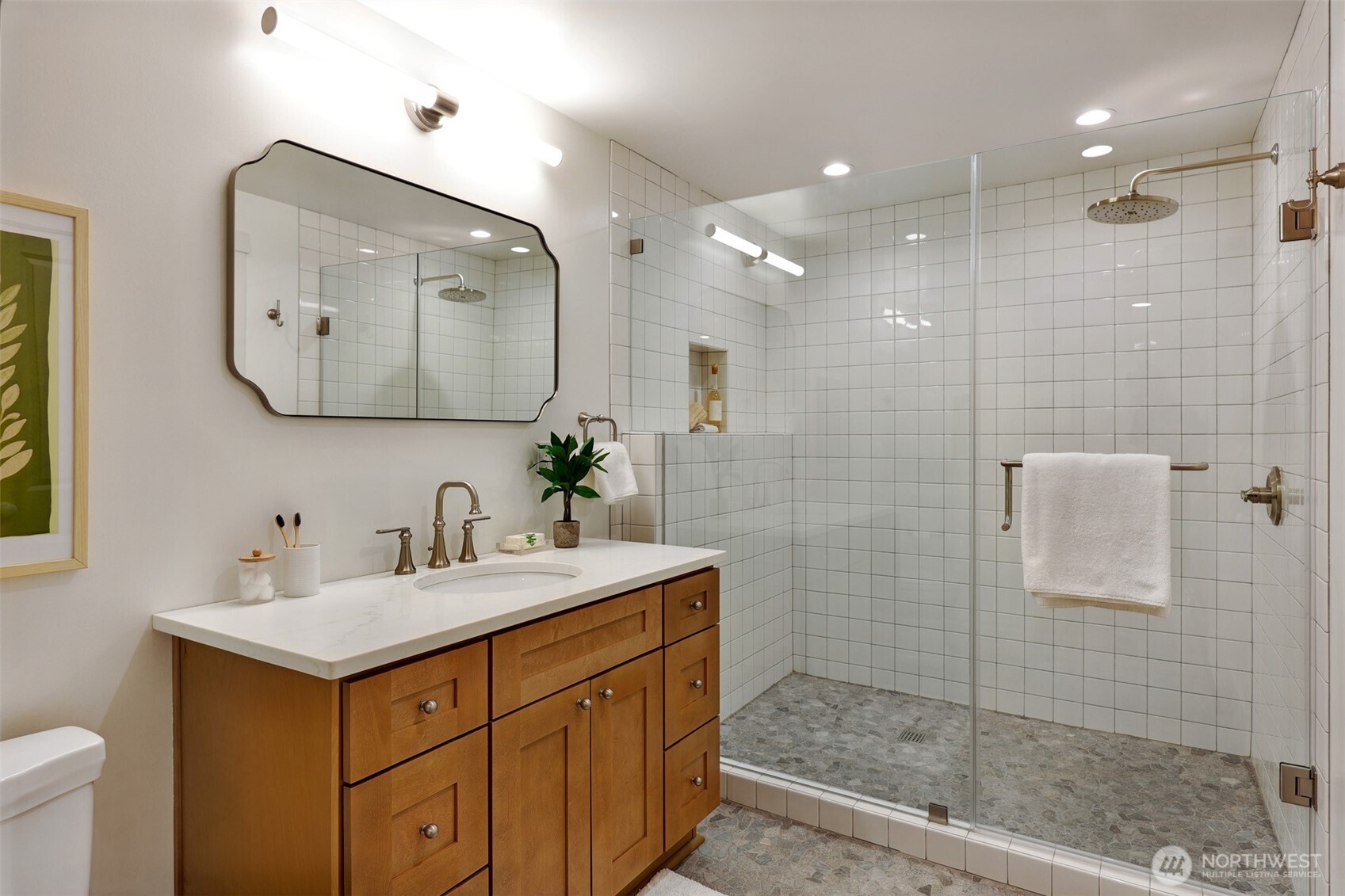 4106 Burke Avenue Property Photo 31
