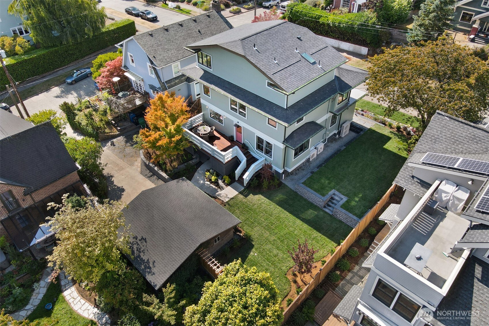 4106 Burke Avenue Property Photo 37