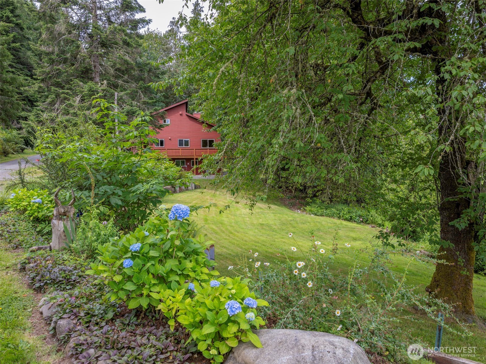 112 Hectors Way Property Photo 2